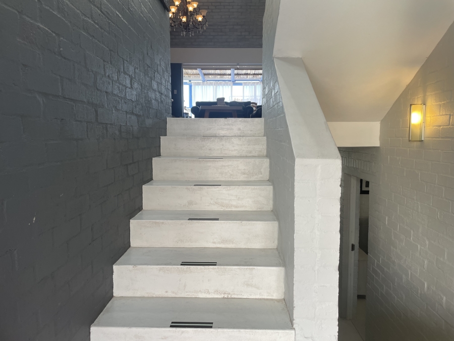 4 Bedroom Property for Sale in Paradise Beach Western Cape